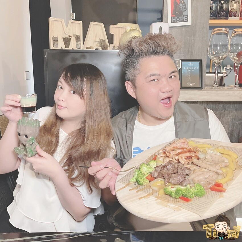 令人驚豔的創意調酒&德州撲克遊戲!