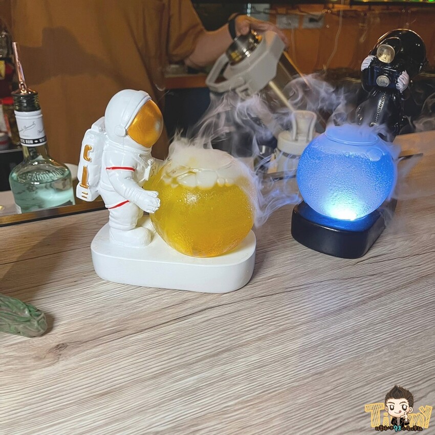 令人驚豔的創意調酒&德州撲克遊戲!