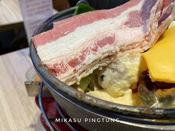 屏東新園餐廳 鶴貳樓獨家起司牛奶鍋 屏東新園鄉新餐廳 2022年鶴貳樓食坊菜單分享 推薦餐點 新園餐廳推薦 聚餐推薦