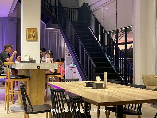 鶴貳樓室內環境介紹 屏東新園鄉新餐廳 2022年鶴貳樓食坊菜單分享 推薦餐點 新園餐廳推薦 聚餐推薦