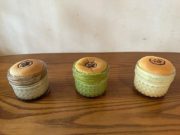 10/4 - 6 在「誠品生活松菸」七款糰子買二送一,「京町