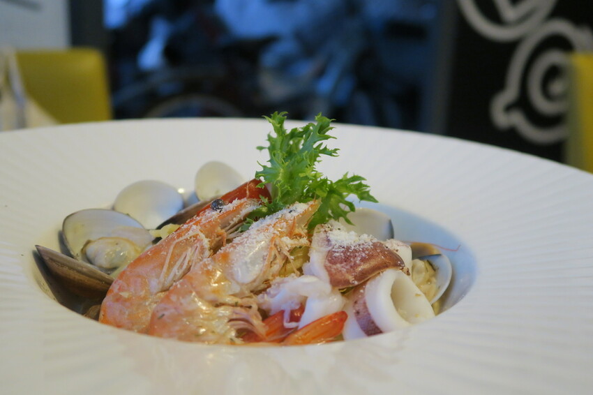 【台南 中西區】海安路街邊平價義大利麵 有點巷 2022台南海安餐酒節推薦店家