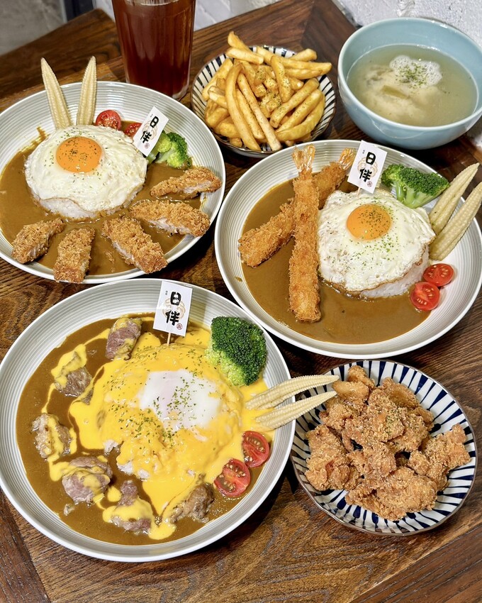 【日伴洋食】平價咖哩推薦!台中勤美草悟道周邊美食,日式老宅特別有深夜食堂氛圍~大份量、可免費續醬,必點爆漿起司豚肉咖哩飯、唐揚雞!寵物友善餐廳 - 阿華田的美食日記