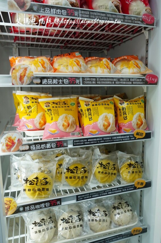 門市像小超市好買! 榛果巧克力一掰就爆漿、連湯包爆汁,還有全台首創單顆裝冷凍,很難空手離開~