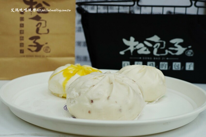 門市像小超市好買! 榛果巧克力一掰就爆漿、連湯包爆汁,還有全台首創單顆裝冷凍,很難空手離開~