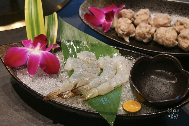 台中南屯|新竹人氣鴛鴦麻辣鍋來台中開幕了|特色火焰炙燒豬|獨門漢方麻辣|岩漿火鍋 台中公益店