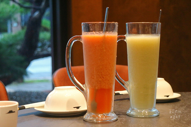 台中南屯|新竹人氣鴛鴦麻辣鍋來台中開幕了|特色火焰炙燒豬|獨門漢方麻辣|岩漿火鍋 台中公益店