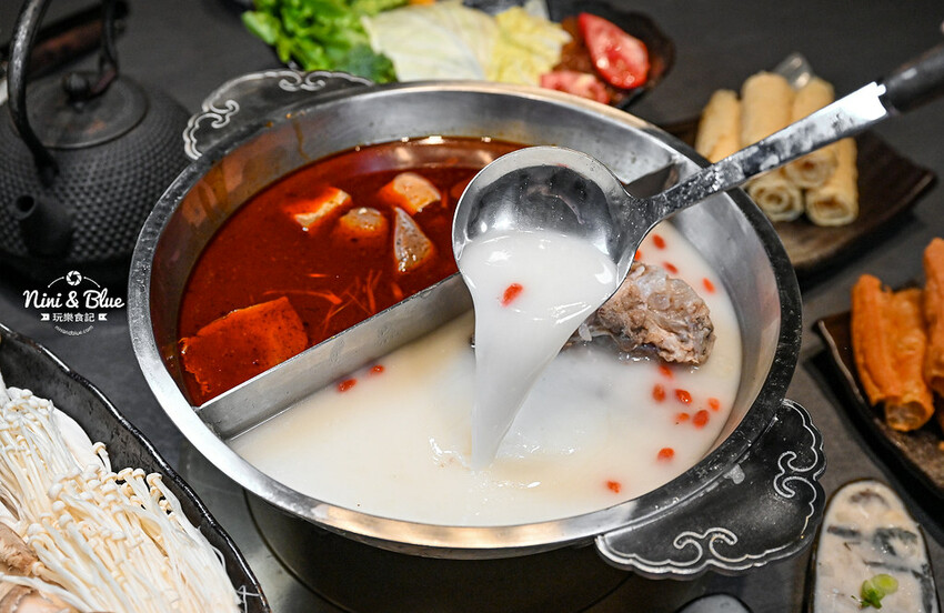 台中新開的麻辣鍋，有包廂、專屬停車場，還可鍋底、白飯、冰沙免費續-妮妮布魯
