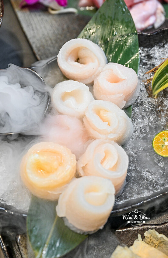 台中新開的麻辣鍋，有包廂、專屬停車場，還可鍋底、白飯、冰沙免費續-妮妮布魯