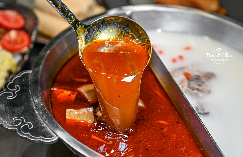 台中新開的麻辣鍋，有包廂、專屬停車場，還可鍋底、白飯、冰沙免費續-妮妮布魯