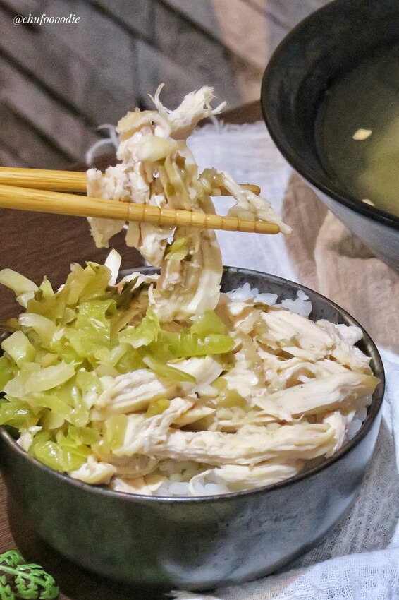 【台南美食】雞三郎 - 台南小吃特製三角骨~油滋滋蔥油雞肉飯超好吃