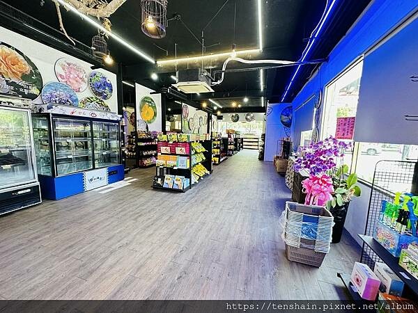 【宜蘭礁溪美食】《皇家花園餐廳》粵式脆皮烤雞,風味獨特;公雞 【宜蘭礁溪美食】《皇家花園餐廳》粵式脆皮烤雞,風味獨特;公雞