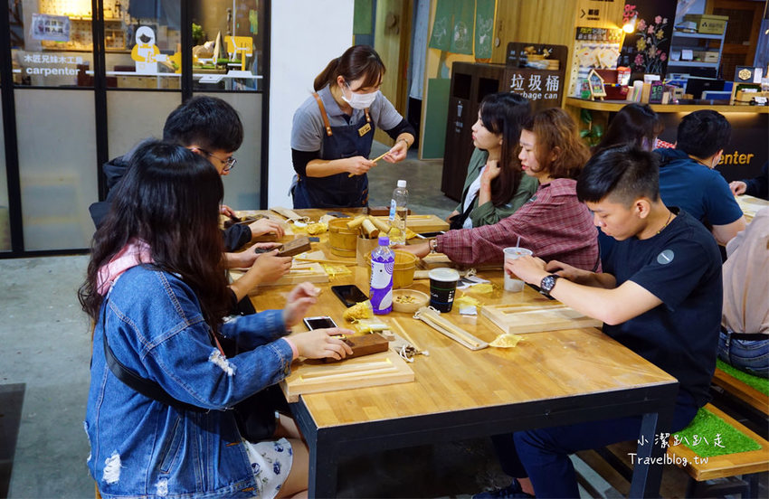 台中后里景點》木匠兄妹木工房．親子景點,好玩DIY木工體驗,戶外沙坑,庭園下午茶,IG拍照熱門打卡景點! - 小潔趴趴走旅遊札記