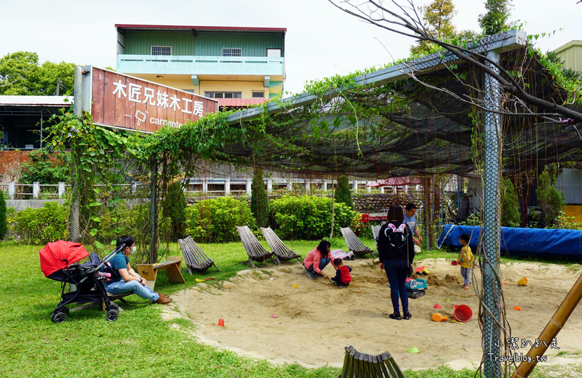 台中后里景點》木匠兄妹木工房．親子景點,好玩DIY木工體驗,戶外沙坑,庭園下午茶,IG拍照熱門打卡景點! - 小潔趴趴走旅遊札記