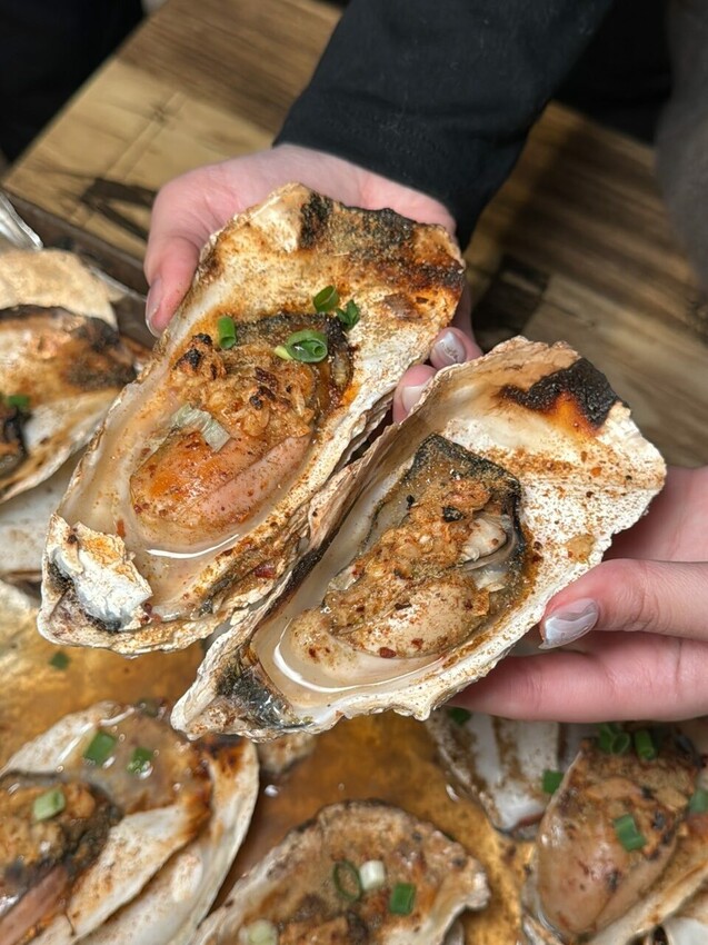 三重美食｜超浮誇痛風海鮮鍋【謀魚蝦也蠔】三重聚餐推薦！ - 雁雁｜美食 旅遊 生活娛樂