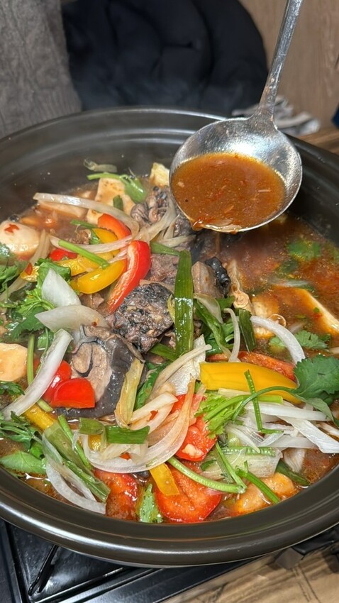 三重美食｜超浮誇痛風海鮮鍋【謀魚蝦也蠔】三重聚餐推薦！ - 雁雁｜美食 旅遊 生活娛樂