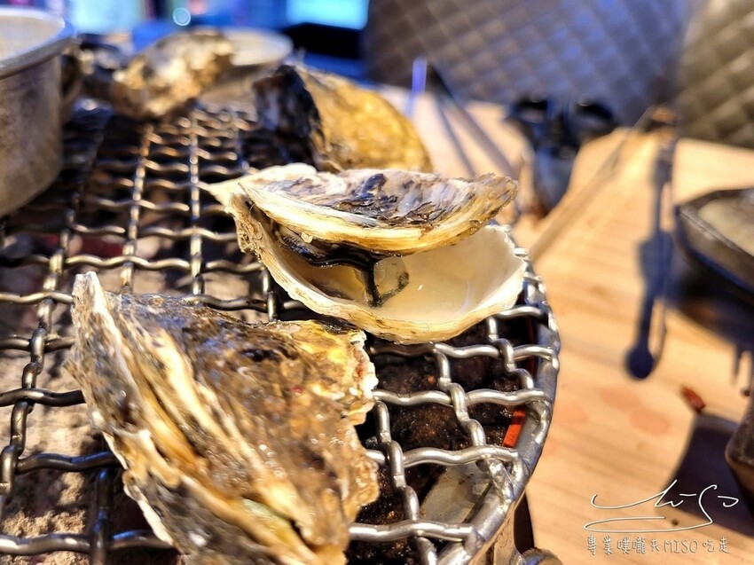 【中壢美食】石垣島燒肉 ➤ 499雞豬牛海鮮吃到飽！服務好，肉肉控必吃！空間環境舒適，抽風完善！中壢燒肉推