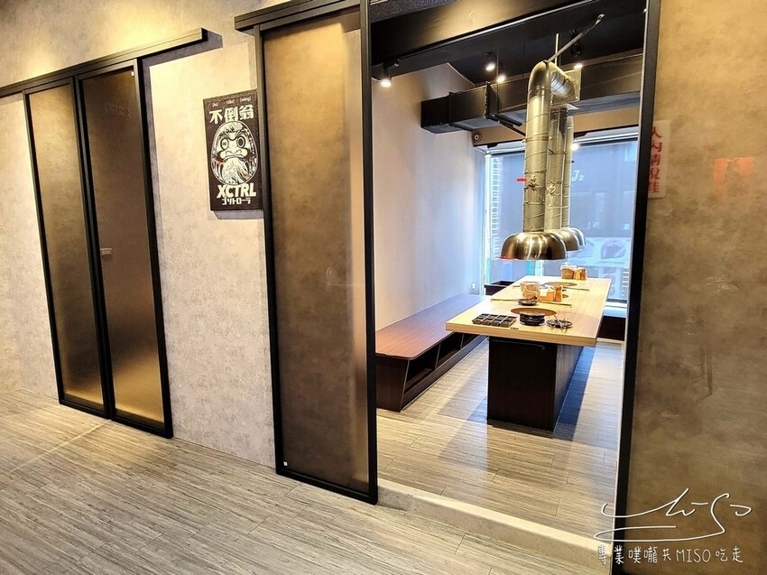 【中壢美食】石垣島燒肉 ➤ 499雞豬牛海鮮吃到飽！服務好，肉肉控必吃！空間環境舒適，抽風完善！中壢燒肉推