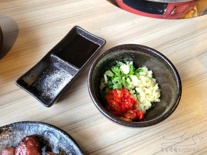 【中壢美食】石垣島燒肉 ➤ 499雞豬牛海鮮吃到飽！服務好，肉肉控必吃！空間環境舒適，抽風完善！中壢燒肉推