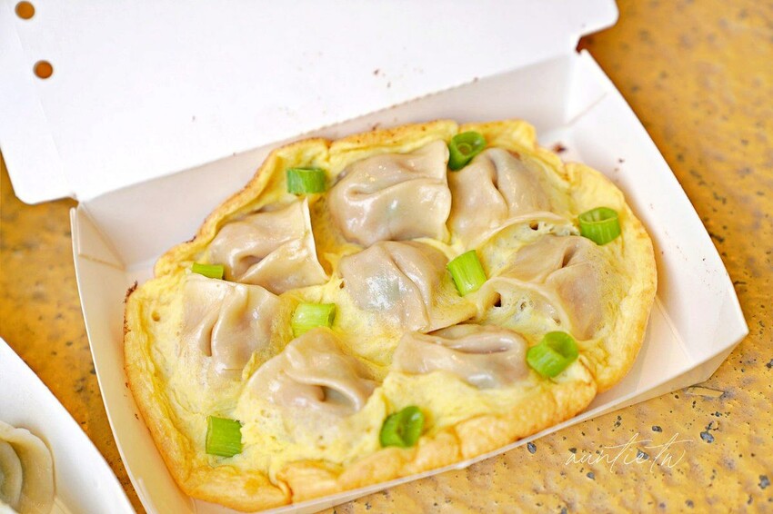 【新竹】東區｜我媽的水餃，厚厚蛋燒爆蛋煎餃，小巷弄裡的手工水餃！