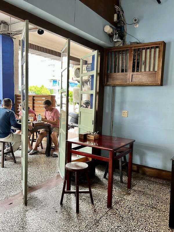 【台灣，高雄市，前金區】2022年高雄米其林必比登推介餐廳(Bib Gourmand)～帕泰padthai，一秒鐘到