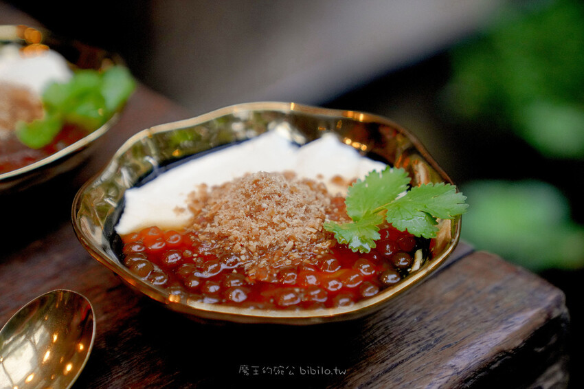 新莊ＱＱ球 芝麻球Ｘ魔王 新莊美食 在地人氣地瓜球 一顆只要2.5元 晚來買不到