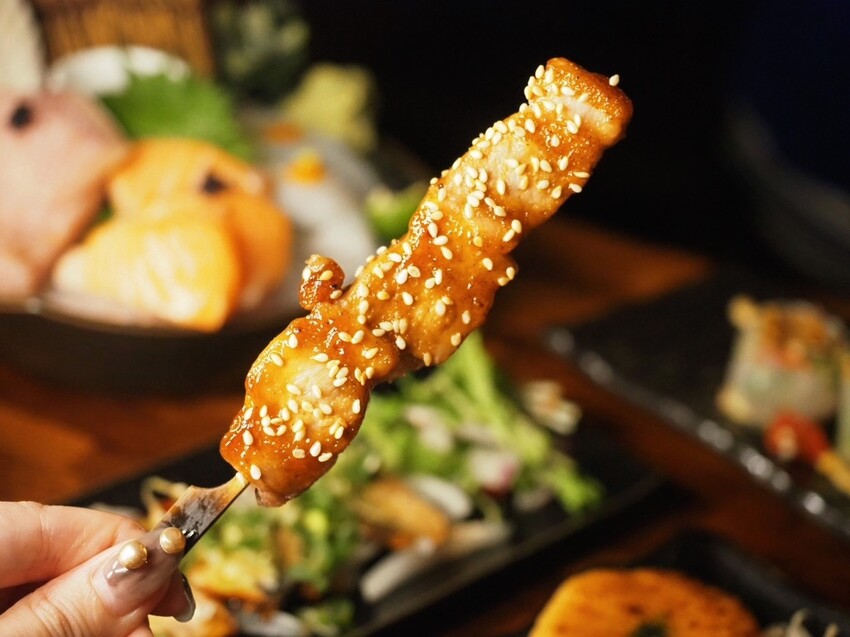 板橋居酒屋推薦《隱居いざかや》江翠店／閉著眼睛點都是極好吃，串燒搭上女生最愛柚子啤酒