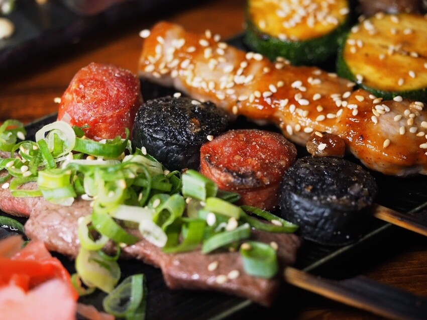 板橋居酒屋推薦《隱居いざかや》江翠店／閉著眼睛點都是極好吃，串燒搭上女生最愛柚子啤酒