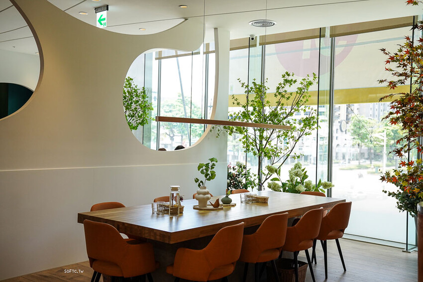 「Woosa高雄大遠百店」改裝新開幕 新口味栗香伯爵冰淇淋鬆餅