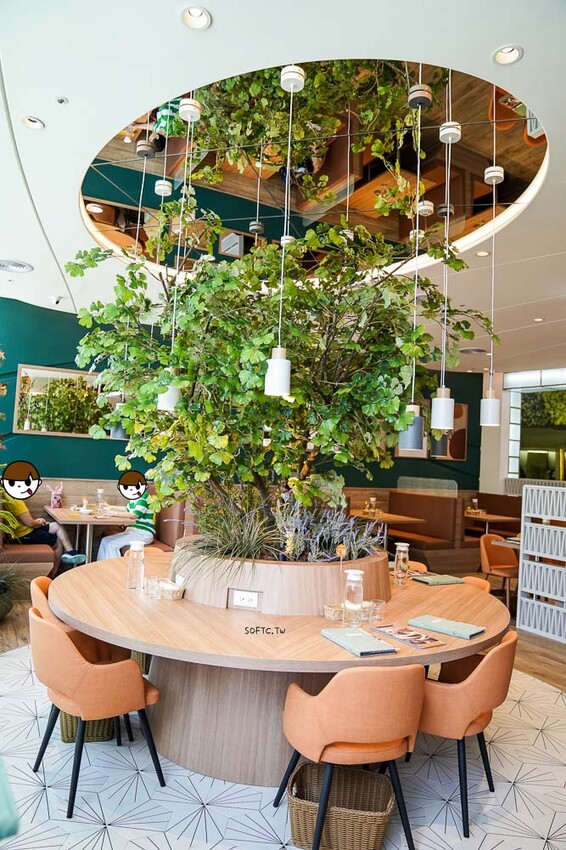 「Woosa高雄大遠百店」改裝新開幕 新口味栗香伯爵冰淇淋鬆餅