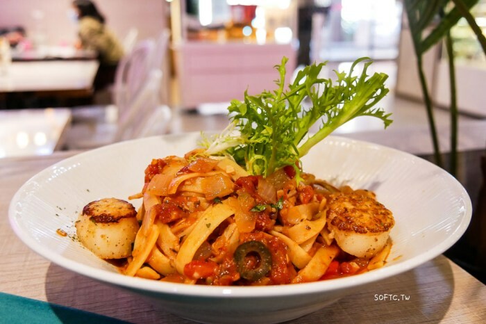 「Woosa高雄大遠百店」改裝新開幕 新口味栗香伯爵冰淇淋鬆餅