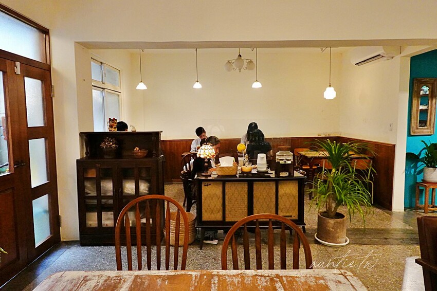 【台北】永春｜本然生活 Nisarga Cafe，小巷中的老宅咖啡廳