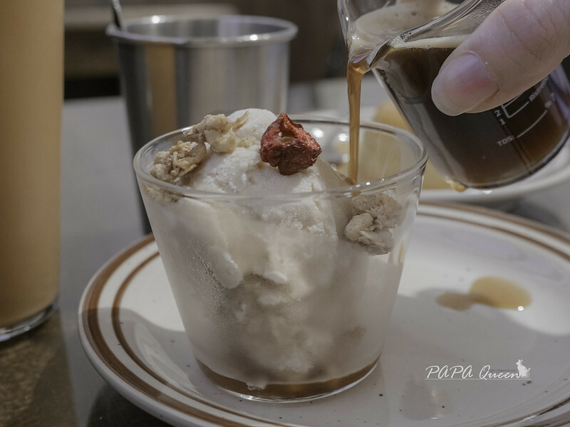 金曜生吐司-純素手工布丁還有這個冰淇淋也是純素!