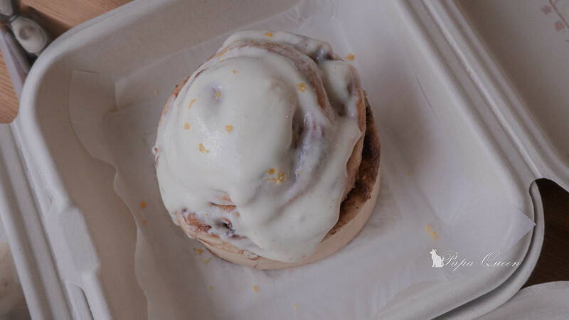 台中西區｜麵包   金曜生吐司&肉桂捲｜vegan純素烘培｜金曜パン   純素生吐司現身