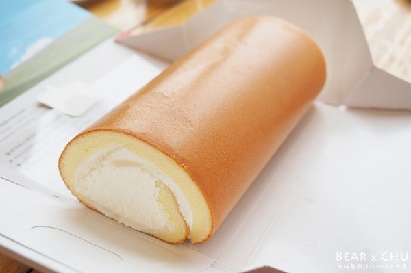 亞尼克菓子工房(內湖店):【蛋糕推薦】亞尼克內湖旗艦店・原味生乳捲、新品瑰蜜生乳捲、起司磚、歡樂鮮莓派