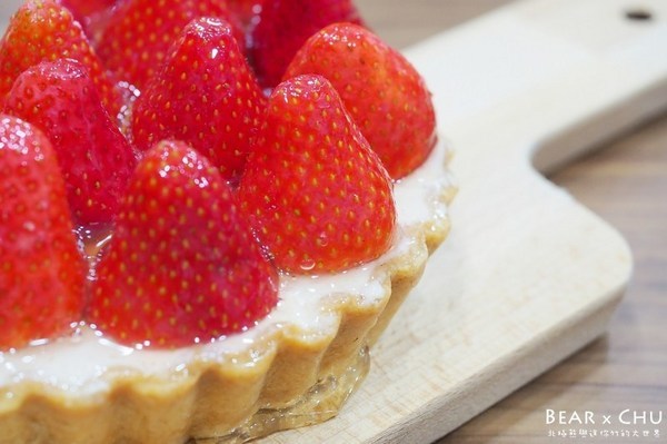 亞尼克菓子工房(內湖店):【蛋糕推薦】亞尼克內湖旗艦店・原味生乳捲、新品瑰蜜生乳捲、起司磚、歡樂鮮莓派