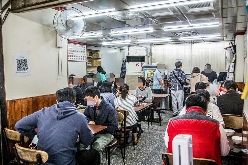 台北快炒推薦香而廉小館：平價美味、菜色無雷，中山區必吃快炒店