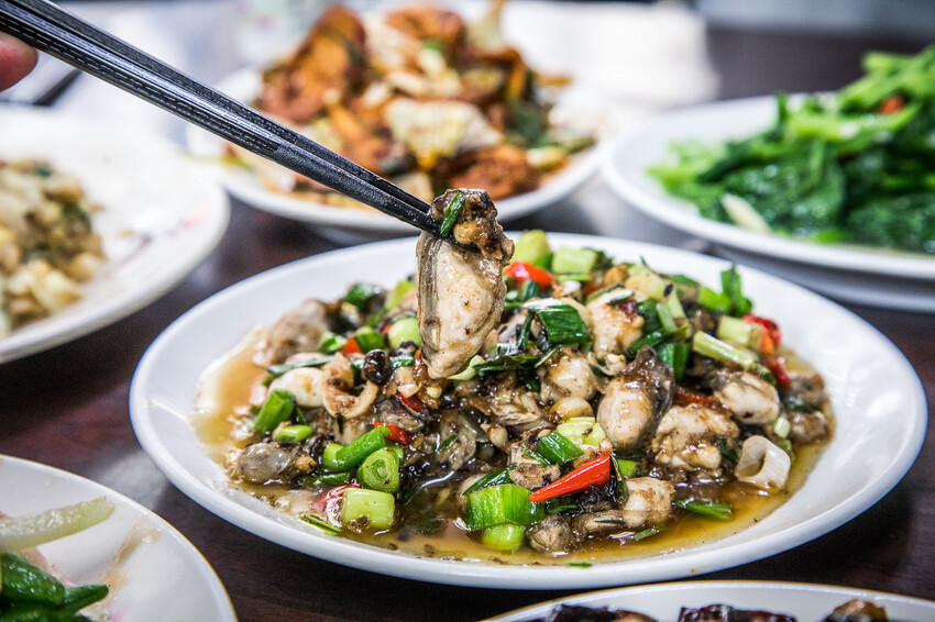 台北快炒推薦香而廉小館：平價美味、菜色無雷，中山區必吃快炒店