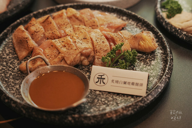 台中北區｜混HUN新品牌，一中街平價特色個人鍋物，創新與美味兼具，文青裝潢宛如咖啡廳｜禾HER小火鍋