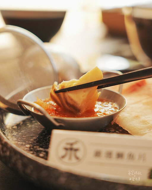 台中北區｜混HUN新品牌，一中街平價特色個人鍋物，創新與美味兼具，文青裝潢宛如咖啡廳｜禾HER小火鍋