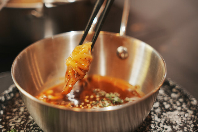 台中北區｜混HUN新品牌，一中街平價特色個人鍋物，創新與美味兼具，文青裝潢宛如咖啡廳｜禾HER小火鍋