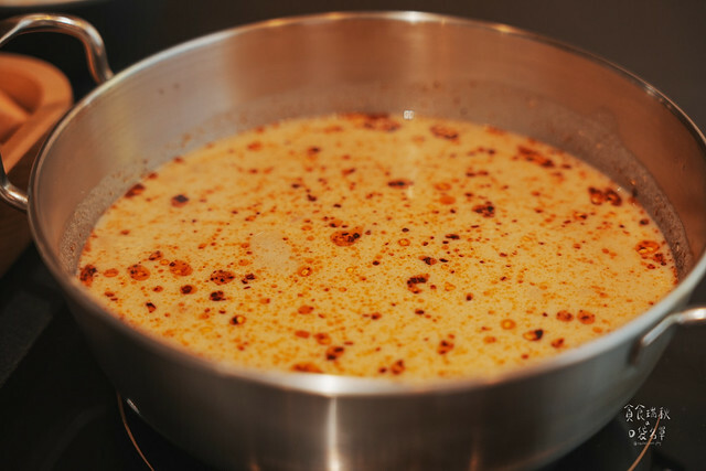 台中北區｜混HUN新品牌，一中街平價特色個人鍋物，創新與美味兼具，文青裝潢宛如咖啡廳｜禾HER小火鍋