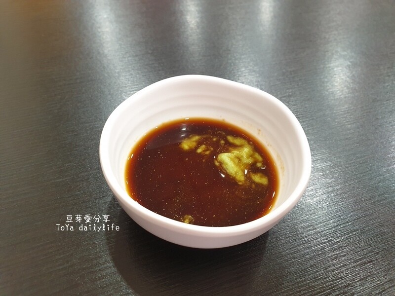 清海鮮魚湯|花園水道博物館旁的人氣美食 🌱豆芽愛吃在台南