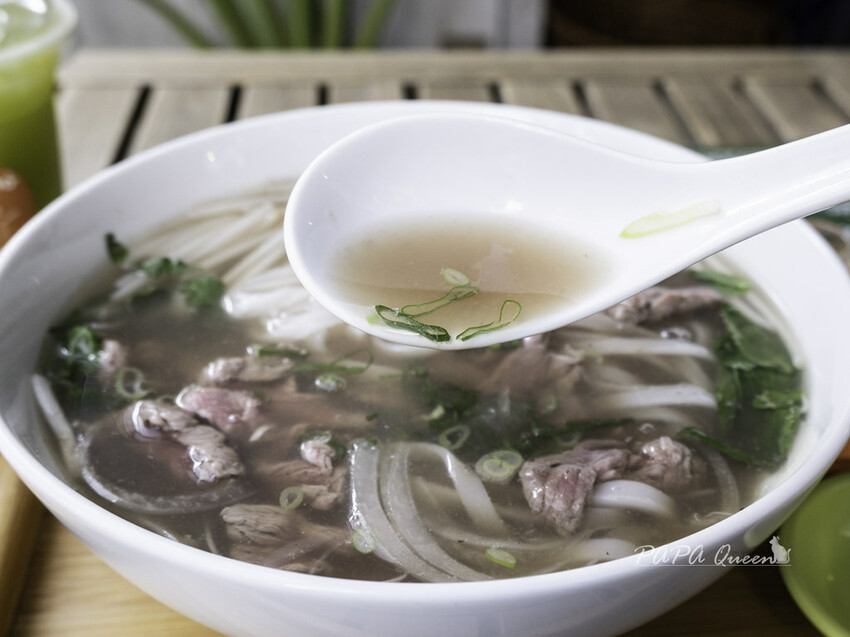 台中西區 美食  哞一河粉 moi x pho 街邊店