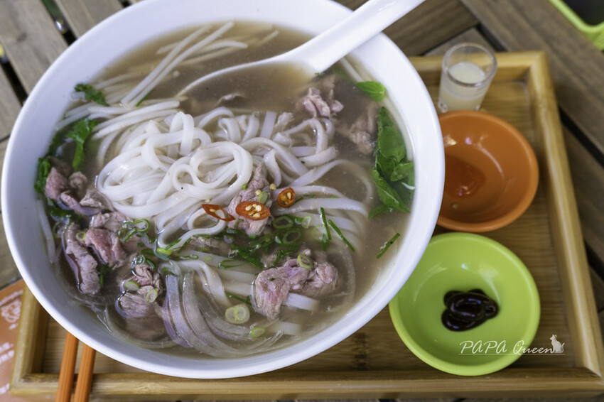 台中西區 美食  哞一河粉 moi x pho 街邊店