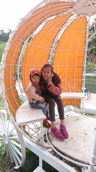 清境小瑞士花園:南投清境~清境小瑞士花園~媲美北歐童話造景~浪漫水上白色教堂~打卡拍照的好地方~ 清境小瑞士花園:南投清境~清境小瑞士花園~媲美北歐童話造景~浪漫水上白色教堂~打卡拍照的好地方~