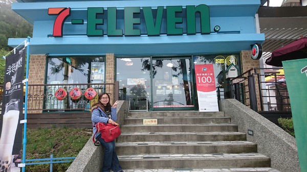 清境小瑞士花園:南投清境~清境小瑞士花園~媲美北歐童話造景~浪漫水上白色教堂~打卡拍照的好地方~ 清境小瑞士花園:南投清境~清境小瑞士花園~媲美北歐童話造景~浪漫水上白色教堂~打卡拍照的好地方~