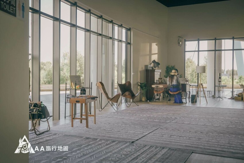 台中夕陽漫漫服務櫃台