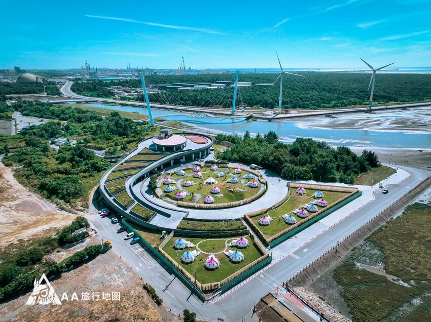 台中夕陽漫漫空拍含風車