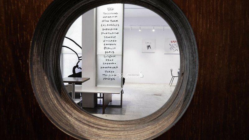 台中公益店| CAFEiN  硬咖啡 白色潮建築